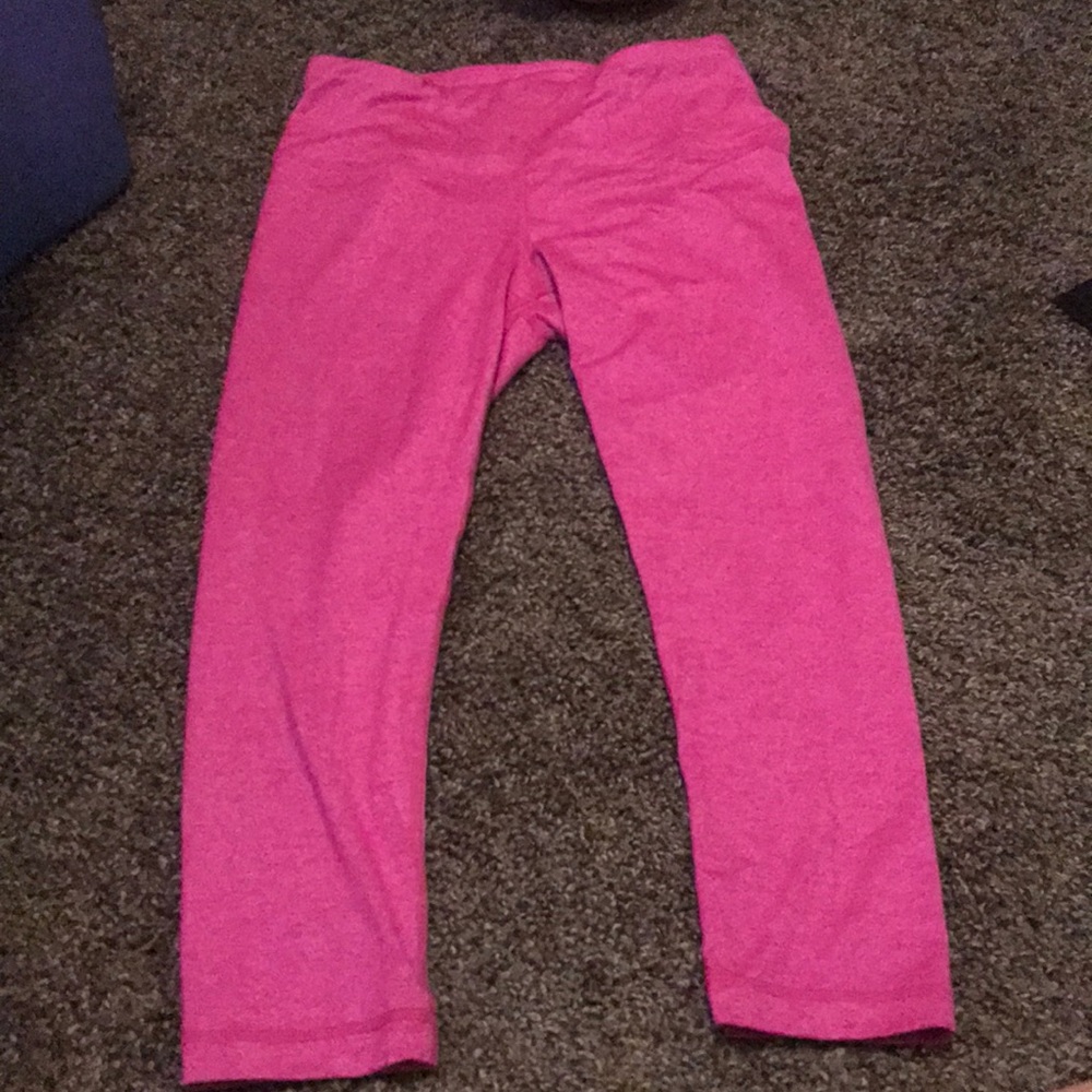 Medium pink yoga pants 90 degree